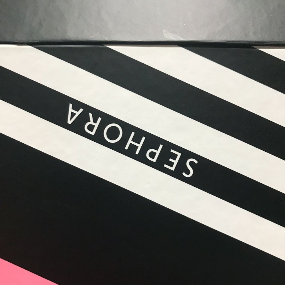 Sephora Gift Box - Picture 2 of 6